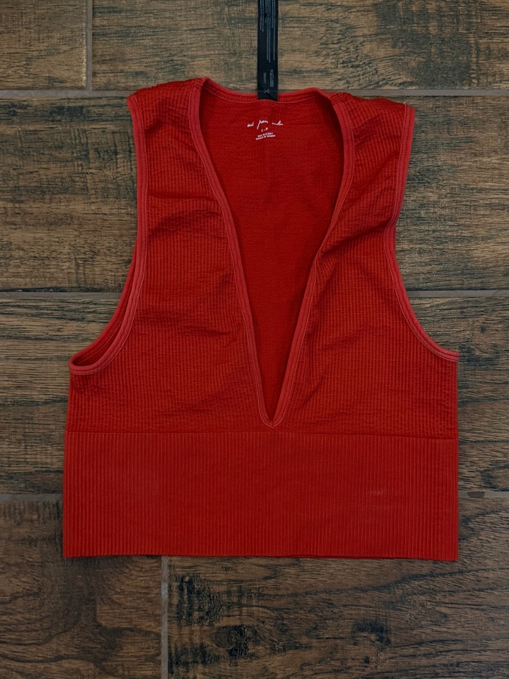 Urban Outfitters Deep V Ribbed Crop Tank Top - Rust